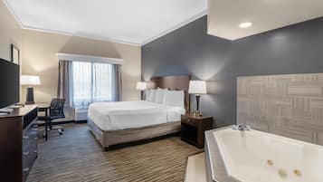 Phòng Suite, 1 giường cỡ king, không hút thuốc, bồn tắm thủy lực | Bộ đồ giường cao cấp, két bảo mật tại phòng, màn/rèm cản sáng