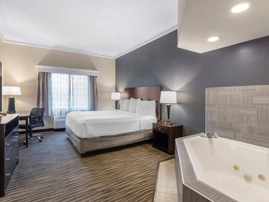 Literie de qualité supérieure, coffres-forts dans les chambres