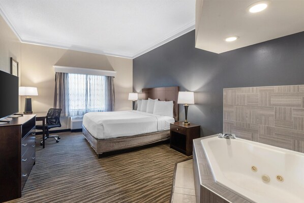Suite, 1 King Bed, Non Smoking, Jetted Tub