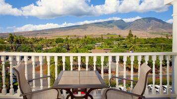 Premier Studio, Mountain View | View from room