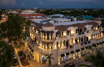 Hotel Exterior at Inn on Fifth