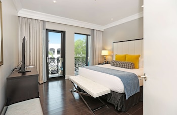 Premium bedding, pillowtop beds, in-room safe, desk at Inn on Fifth