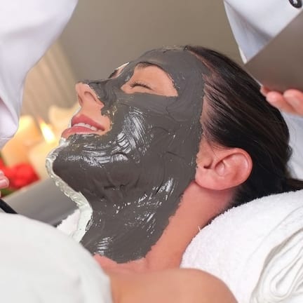 Couples treatment rooms, sauna, steam room, body treatments