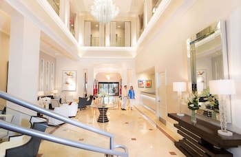Hotel entrance and lobby at Inn on Fifth