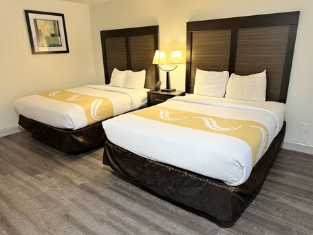 Quality Inn Creekside Downtown Gatlinburg - Image 62