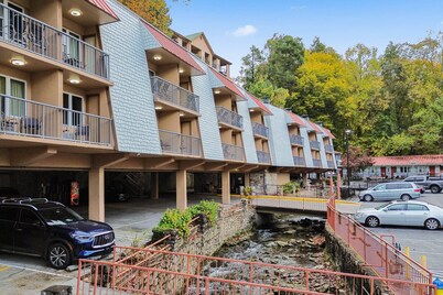 Quality Inn Creekside - Downtown Gatlinburg