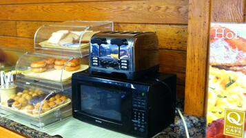 Free buffet breakfast