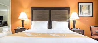 Quality Inn Creekside - Downtown Gatlinburg