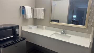 Studio Suite, Multiple Beds, Non Smoking | Individually decorated, desk, laptop workspace, iron/ironing board