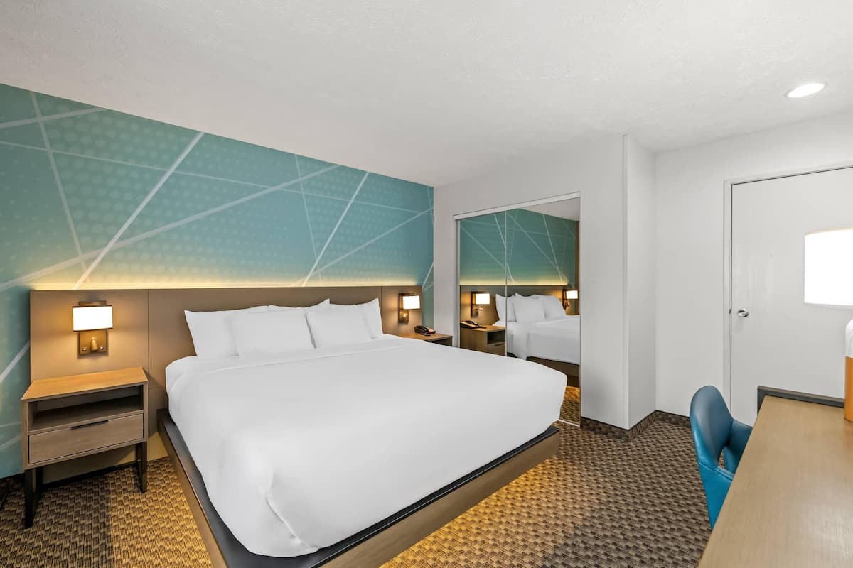 Desk, iron/ironing board, free cots/infant beds, free WiFi