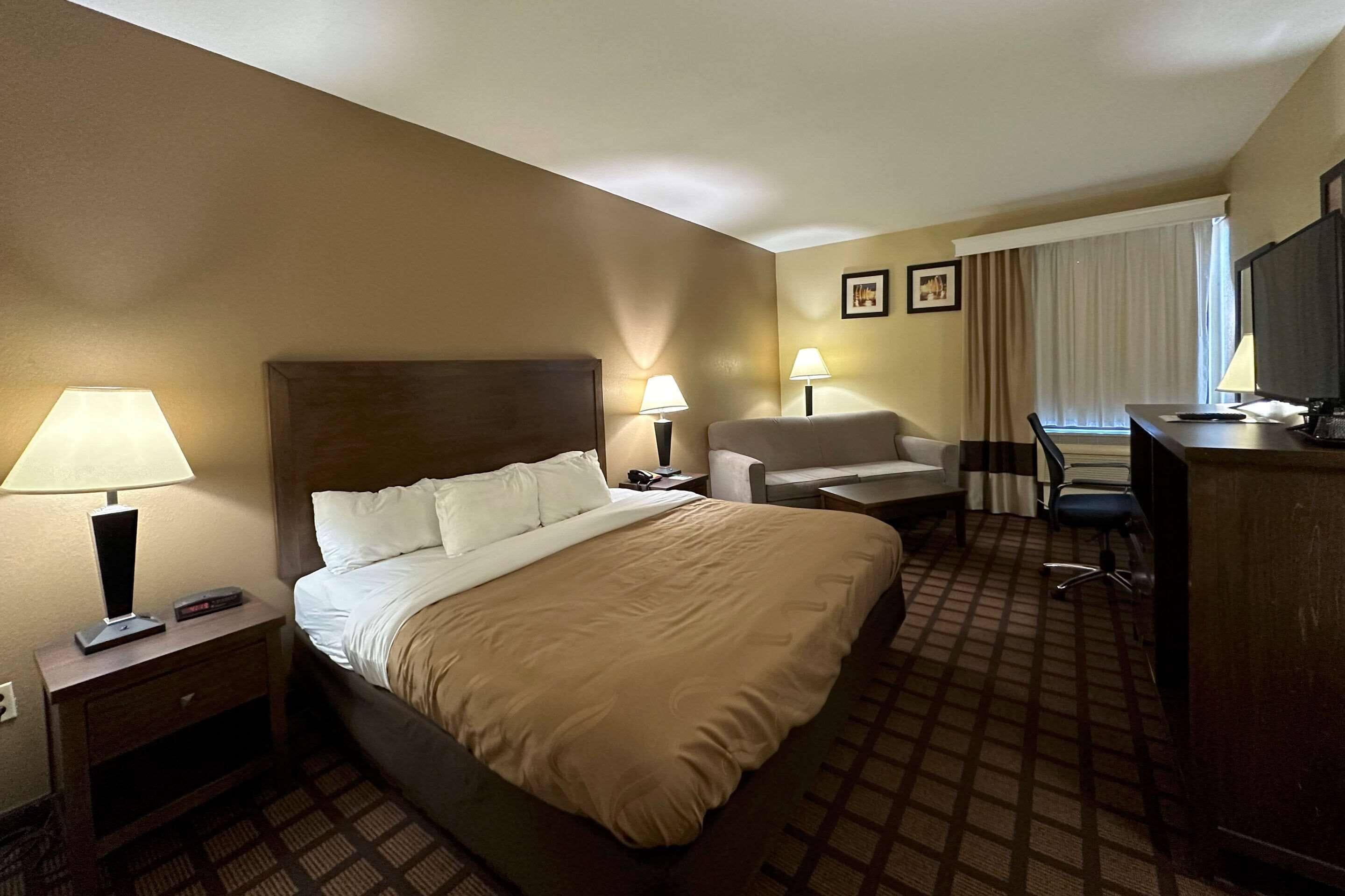 Strykjärn/strykbräda, gratis extrasängar, gratis wi-fi och sängkläder