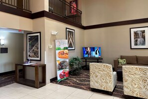 Lobby - Quality Inn Perryville I-55 (Perryville)