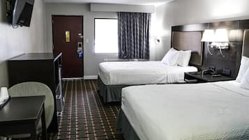 1 bedroom, desk, cribs/infant beds, rollaway beds
