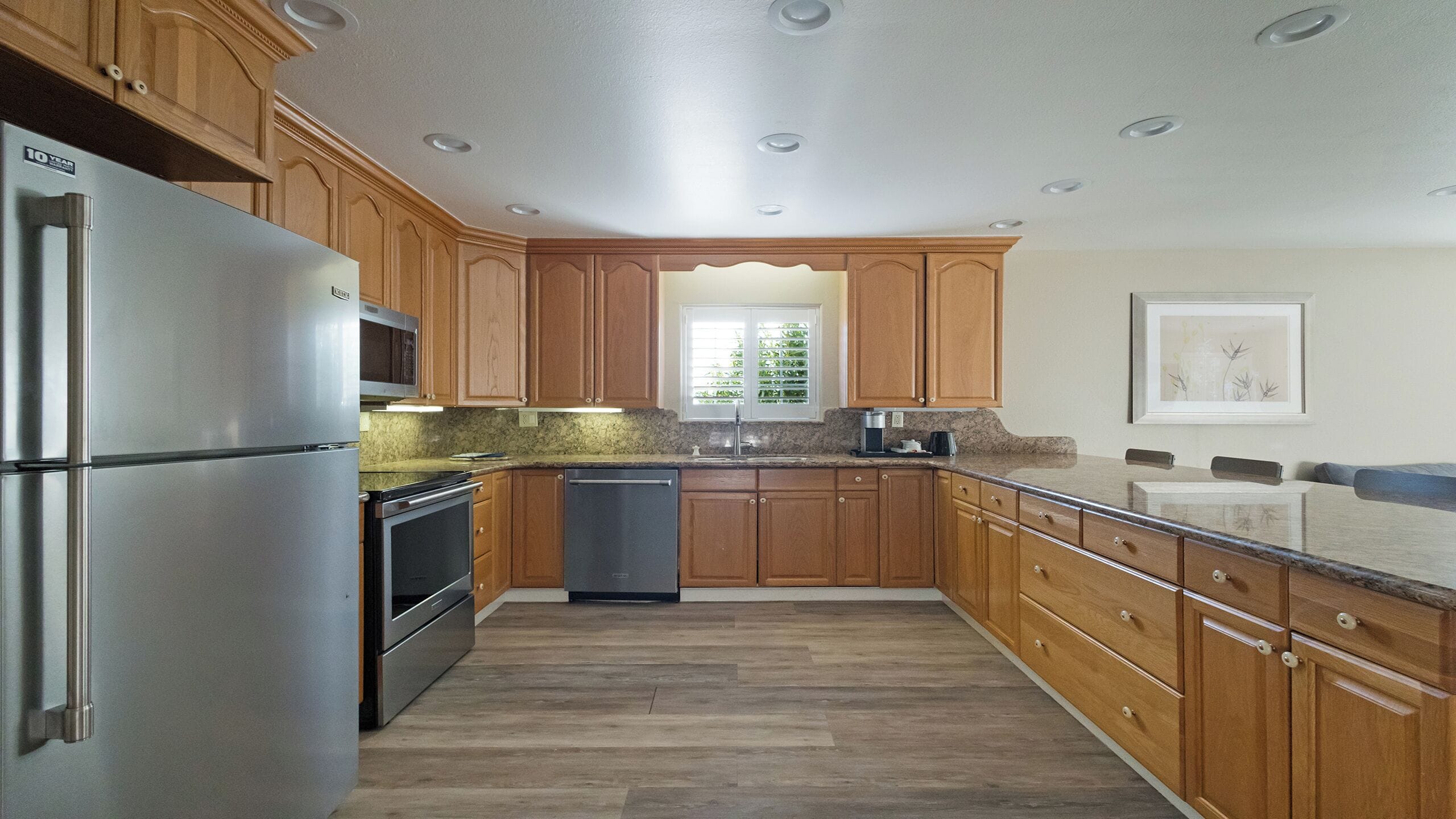 Suite estudio ejecutiva, 1 cama King size, para no fumadores, cocina | Cocina privada | Microondas y cafetera y tetera 
