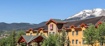 Comfort Suites Summit County