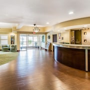 Comfort Suites Fresno River Park