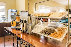 Petit déjeuner buffet compris tous les jours