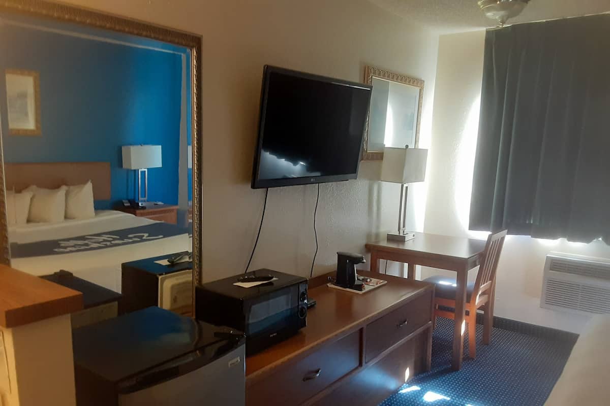 Desk, blackout drapes, iron/ironing board, free WiFi