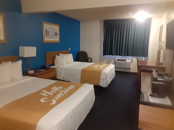 1 Schlafzimmer, Schreibtisch, Verdunkelungsvorhänge
