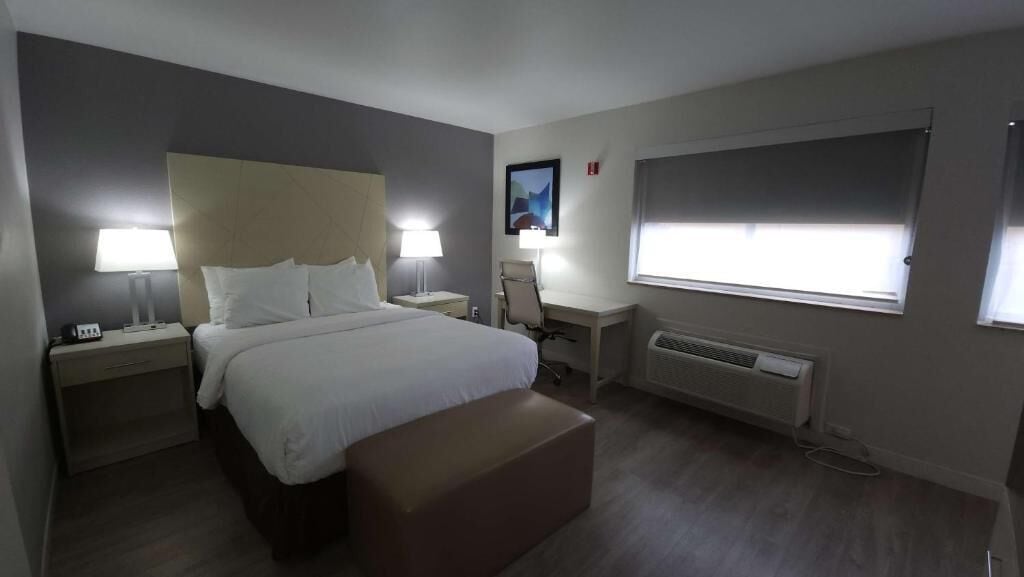 Photo - West Valley Inn