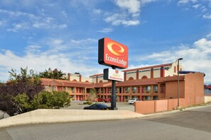 Exterior - Econo Lodge Midtown University - Midtown (Albuquerque)