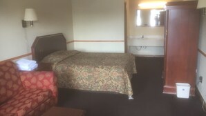 Standard Room, 1 Queen Bed - Travel Inn (Indianapolis)