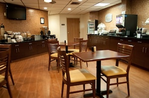Free daily buffet breakfast