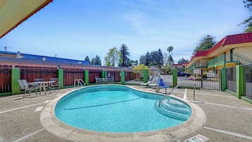 Seasonal outdoor pool