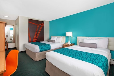 Howard Johnson by Wyndham Colorado Springs