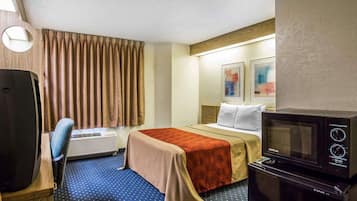 Caja de seguridad en la habitación y escritorio