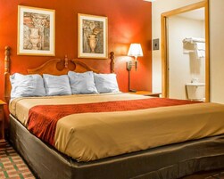 Free WiFi, bed sheets, alarm clocks