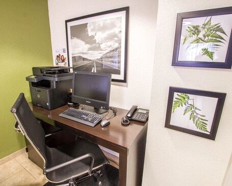 Sleep Inn North Scottsdale near Mayo Clinic - Image 14