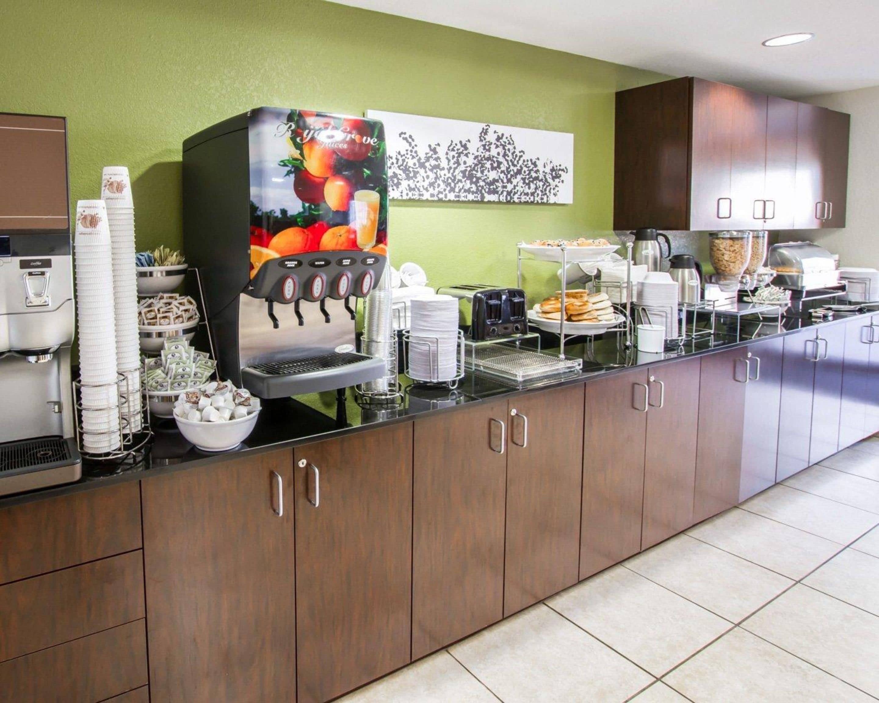 free daily on-the-go breakfast