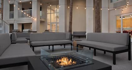 Home2 Suites by Hilton Scottsdale Old Town