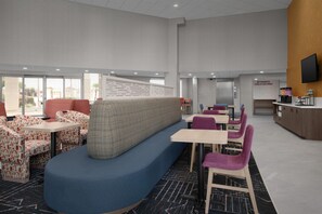 Lobby - Home2 Suites by Hilton Scottsdale Old Town (Scottsdale)
