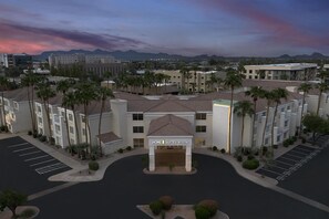 Exterior - Home2 Suites by Hilton Scottsdale Old Town (Scottsdale)