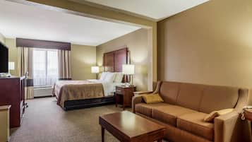 Suite, 1 très grand lit et 1 canapé-lit, non-fumeurs | Fer et planche à repasser, Wi-Fi gratuit, draps fournis, réveils