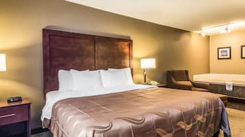 Fer et planche à repasser, Wi-Fi gratuit, draps fournis, réveils