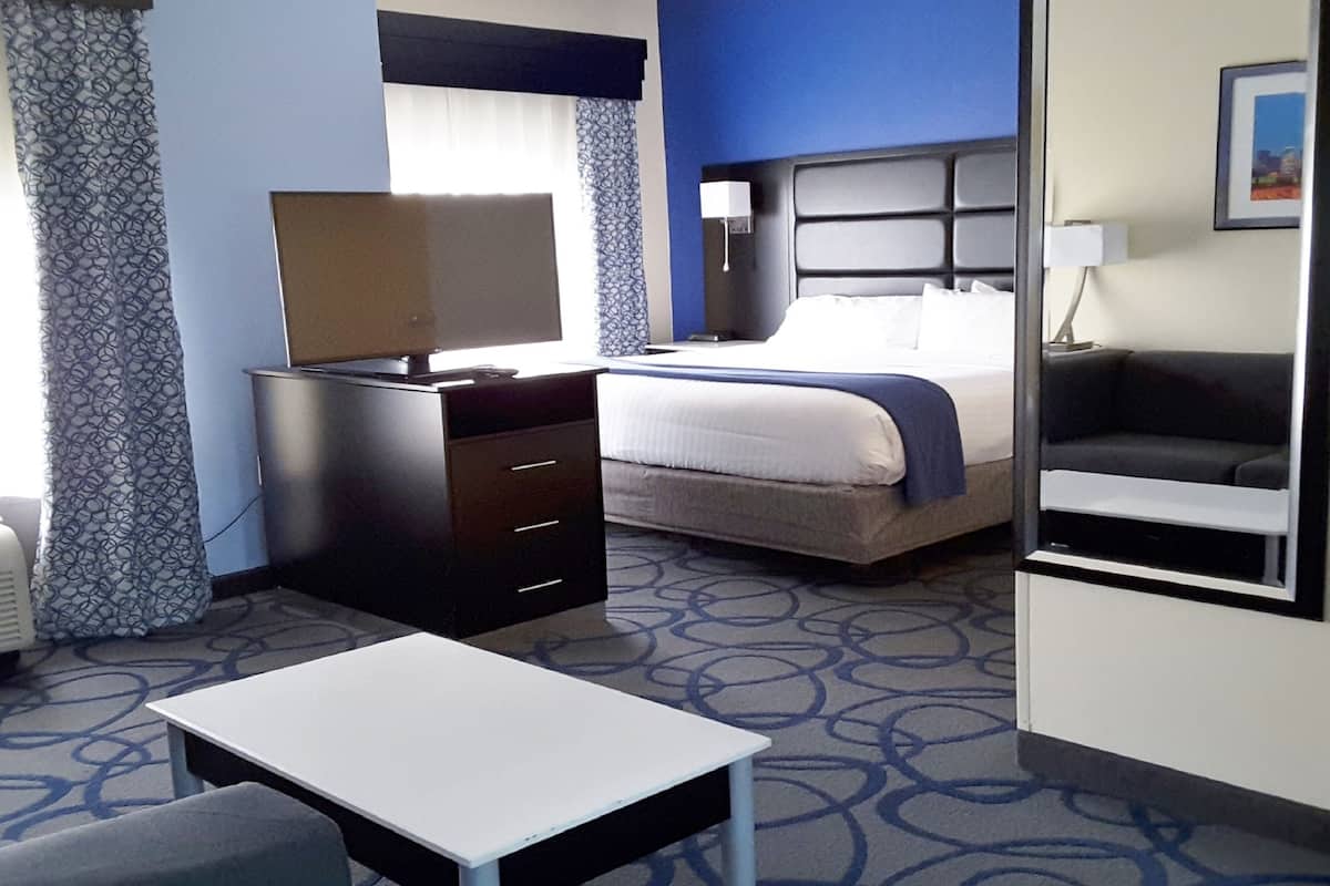 In-room safe, desk, laptop workspace, iron/ironing board