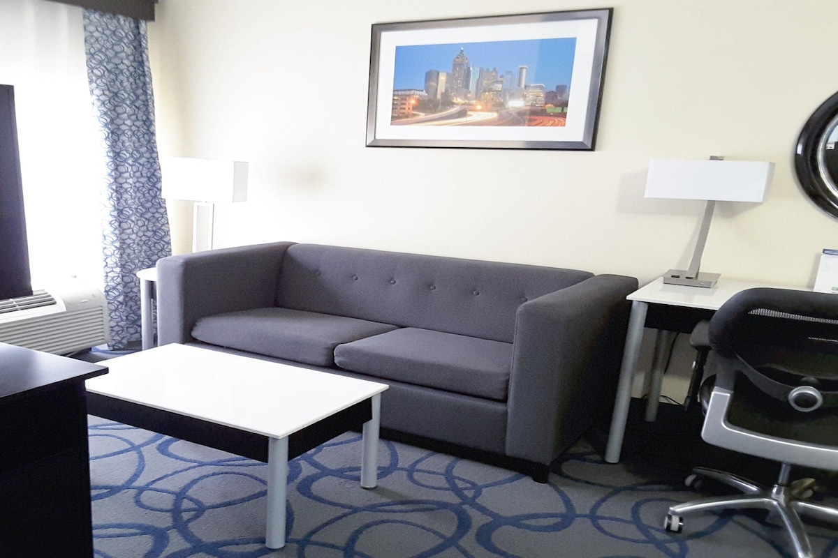 Chambre Standard, 2 grands lits | Coffre-fort, bureau, espace de travail pour ordinateurs portables