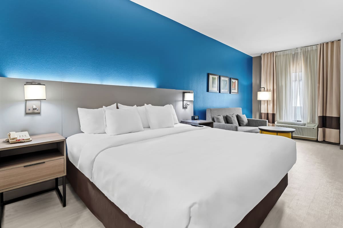 desk, blackout curtains, iron/ironing board, free wifi