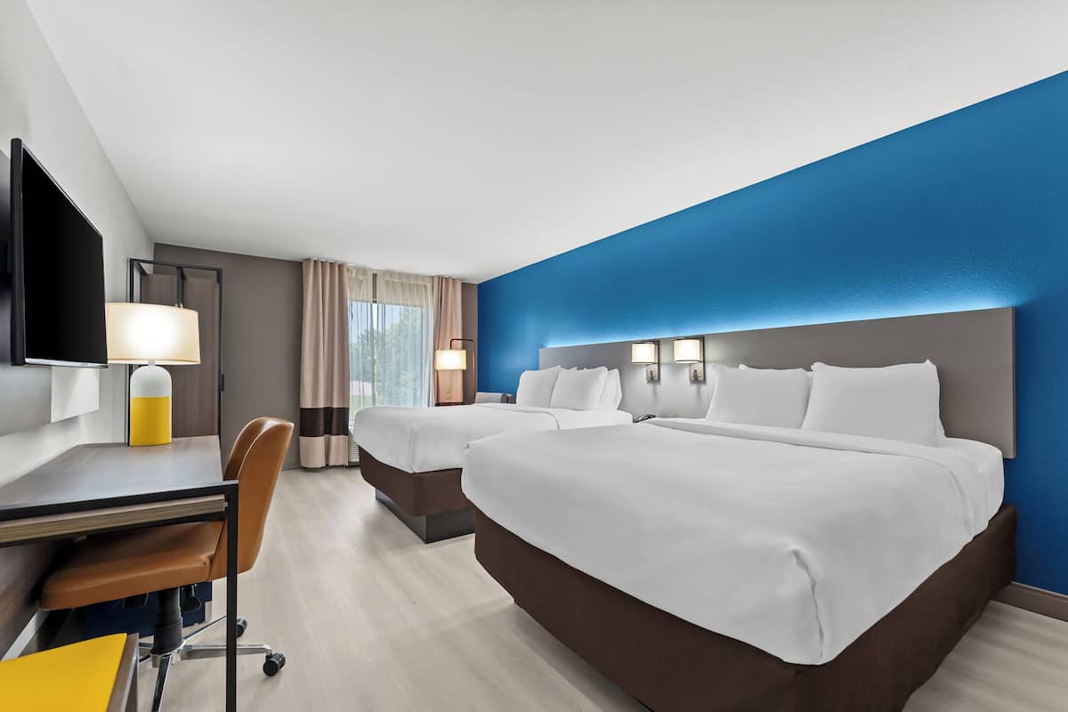 desk, blackout curtains, iron/ironing board, free wifi