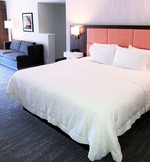 Suite, 1 King Bed, Non Smoking