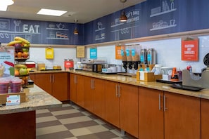 Free daily continental breakfast
