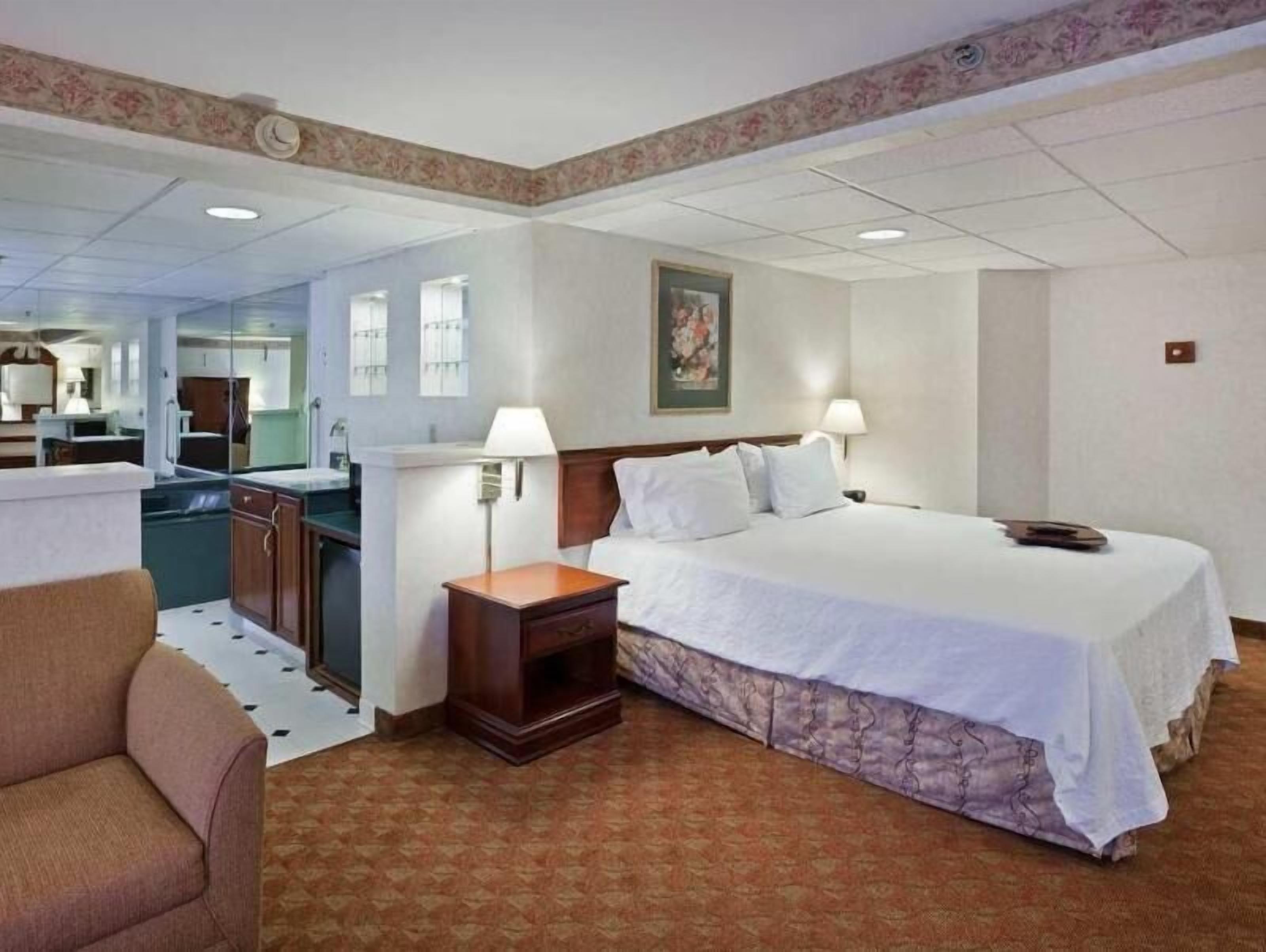 In-room safe, iron/ironing board, free cribs/infant beds, rollaway beds