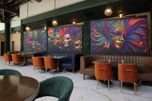 Dining - Courtyard by Marriott New Orleans Warehouse Arts District (New Orleans)