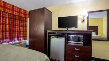 Tabla de planchar con plancha, camas extra, wifi gratis y ropa de cama