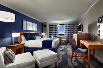 Hypo-allergenic bedding, in-room safe, blackout drapes at IP Casino Resort Spa - Biloxi