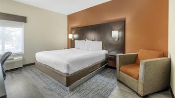 Suite, 1 King Bed, Non Smoking, Jetted Tub | Premium bedding, pillow-top beds, desk, iron/ironing board