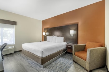 Best Western Plus Lee's Summit Hotel & Suites